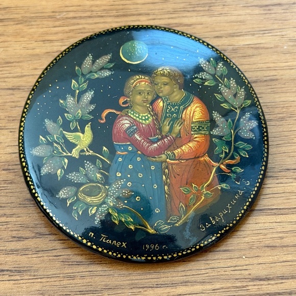 Palekh Jewelry - Vintage Palekh Brooch Artist Signed 1996 Russian Lacquered Hand Painted Brooch